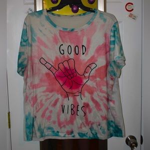Tie-dye “Good Vibes” graphic T-shirt